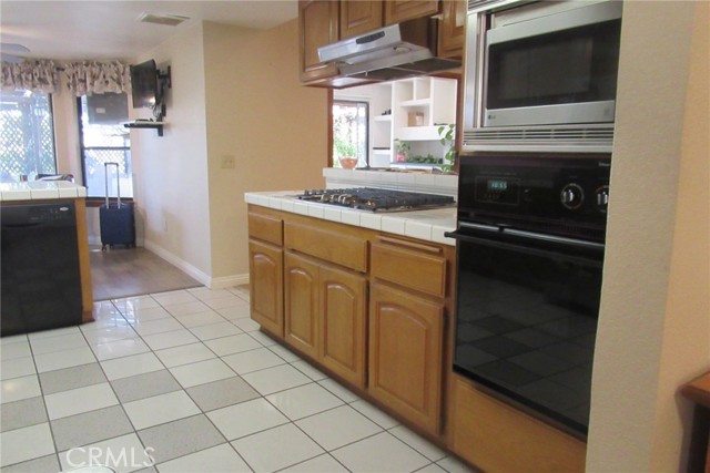 Detail Gallery Image 12 of 28 For 16035 Venango, Apple Valley,  CA 92307 - 3 Beds | 2 Baths