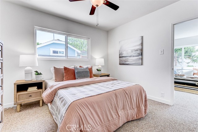 426 S Broadway, Redondo Beach CA: https://media.crmls.org/medias/cecfb45b-bb24-4fc5-9888-2a747890419b.jpg