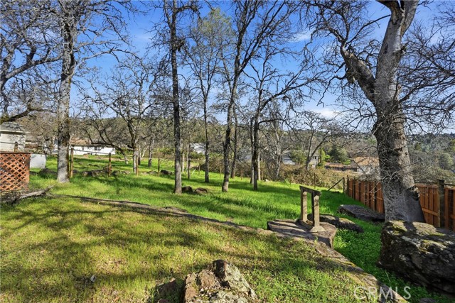 Detail Gallery Image 30 of 32 For 18286 North Shore Dr, Hidden Valley Lake,  CA 95467 - 3 Beds | 2 Baths