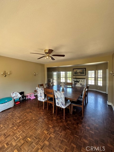 40570 Griffin Drive, Oakhurst CA: https://media.crmls.org/medias/ced0efd7-9324-42f4-af6e-32279f4cd2fc.jpg