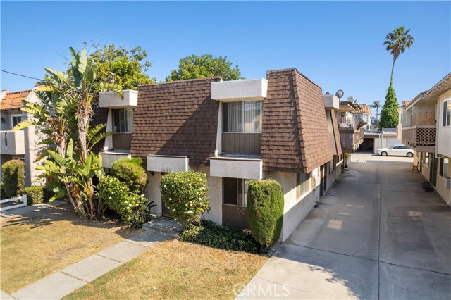 2220 Huntington Lane, Redondo Beach, California 90278, ,Residential Income,For Sale,Huntington,SB24142012