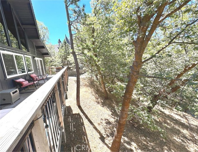 Detail Gallery Image 35 of 42 For 27809 North Bay Rd, Lake Arrowhead,  CA 92352 - 3 Beds | 2 Baths