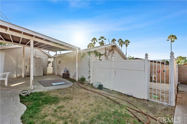 13847 Estelle Street, Corona CA: https://media.crmls.org/medias/ced1edd8-a9cc-432e-af6d-26f411ba62d8.jpg