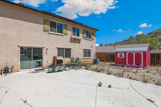 Detail Gallery Image 26 of 33 For 29483 Rock Point Dr, Lake Elsinore,  CA 92530 - 5 Beds | 3 Baths