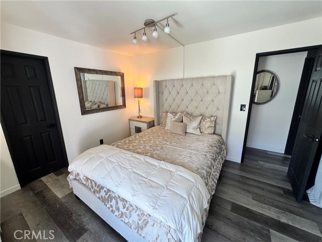 23301 Ridge Route Drive, Laguna Hills CA: https://media.crmls.org/medias/ced3bd3b-753d-4d44-a07a-013675ebd5cb.jpg