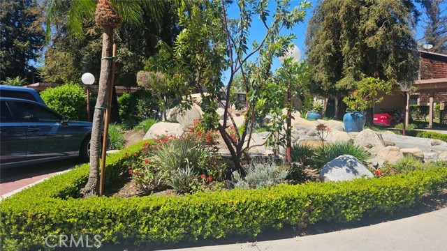 1008 Cabrillo Park, Santa Ana CA: https://media.crmls.org/medias/ced431cf-129e-4e04-a61f-2dece01cc59c.jpg