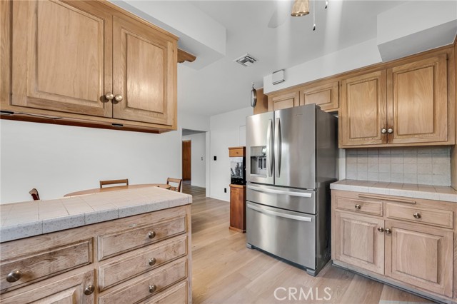 13624 Vose Street, Valley Glen CA: https://media.crmls.org/medias/ced479dc-d9ae-4239-88dd-426f7fbcc75e.jpg
