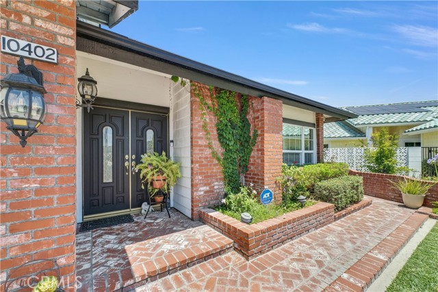 Detail Gallery Image 4 of 45 For 10402 El Dorado Way, Los Alamitos,  CA 90720 - 5 Beds | 3 Baths