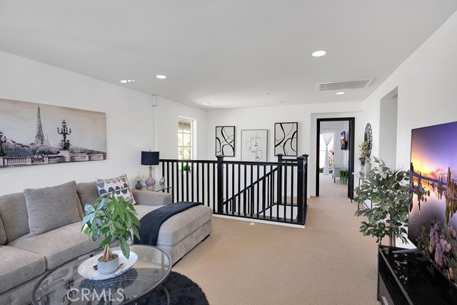 2727 Goldenrain Street, Palmdale CA: https://media.crmls.org/medias/ced90bf1-f118-4c3d-ba16-fae0ef657a35.jpg