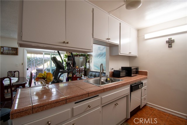 Photo #11: GD23206421 Listing 