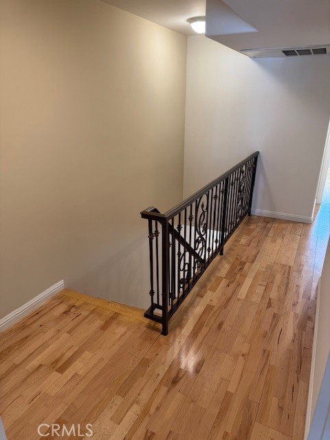 Detail Gallery Image 11 of 24 For 11501 Hatteras, North Hollywood,  CA 91601 - 3 Beds | 3 Baths