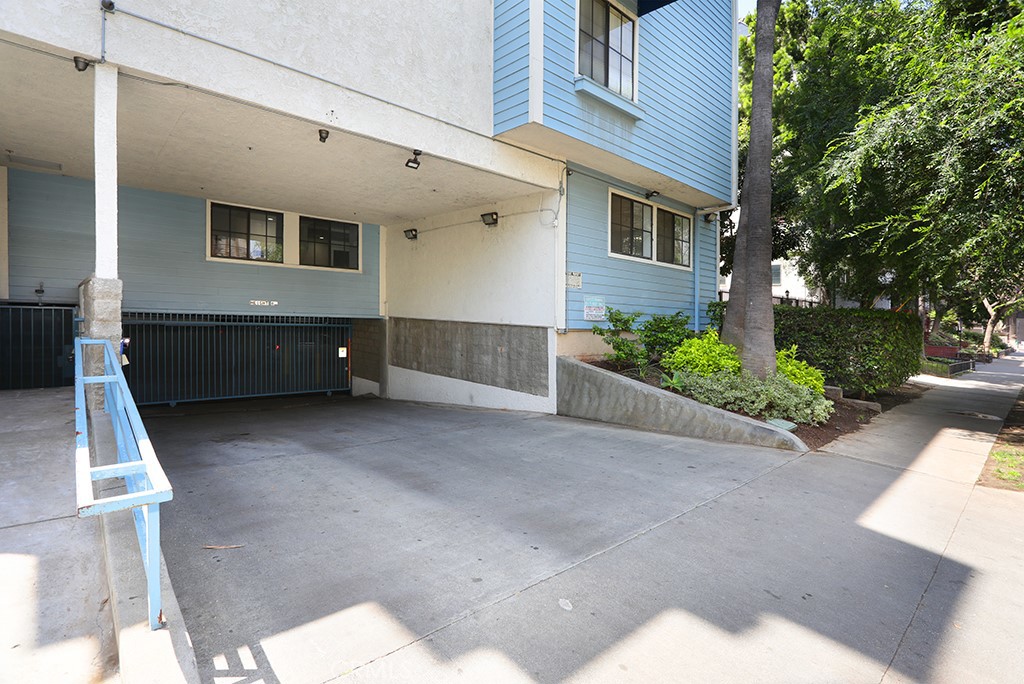 720 W 4th Street 118