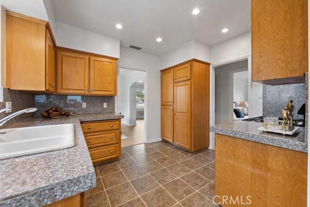 Detail Gallery Image 14 of 57 For 3552 Gaviota Avenue, Long Beach,  CA 90807 - 3 Beds | 1 Baths