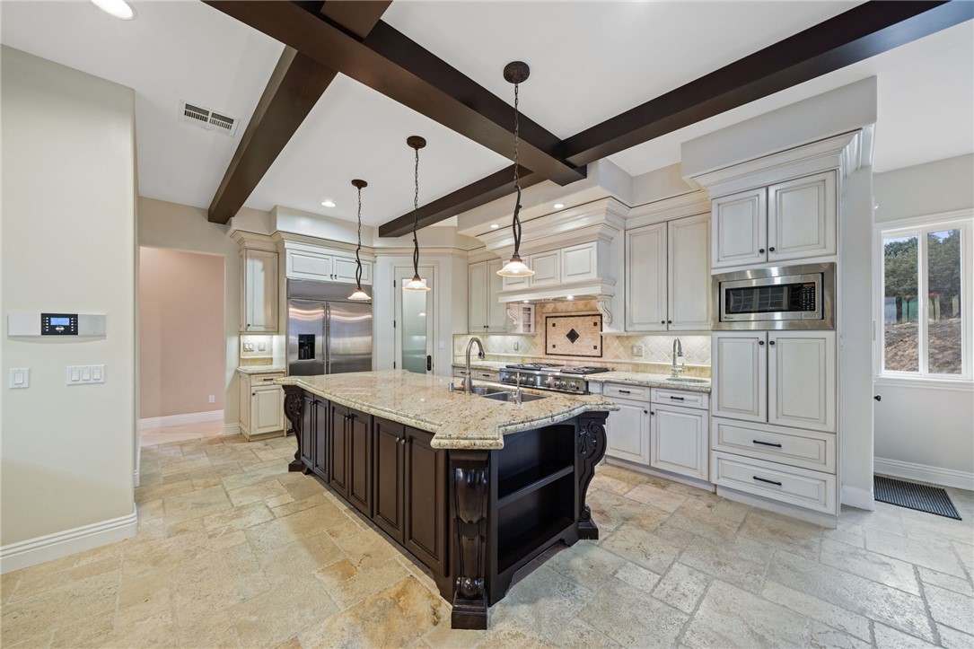 Detail Gallery Image 2 of 60 For 18378 Avenida Bosque, Murrieta,  CA 92562 - 4 Beds | 3/1 Baths