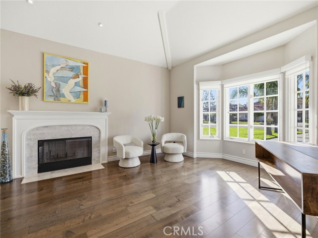 Detail Gallery Image 11 of 45 For 11030 Willowbrae, Chatsworth,  CA 91311 - 4 Beds | 4 Baths