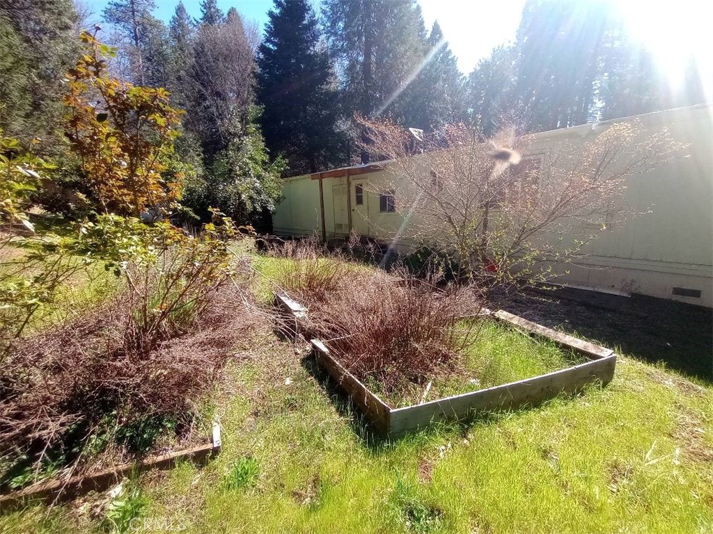 https://media.crmls.org/medias/cedbeac1-ff6c-41ec-8922-e6eefdd19312.jpg?preset=X-Large