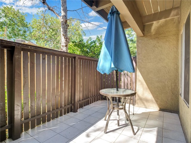 Detail Gallery Image 23 of 28 For 18350 Hatteras #123,  Tarzana,  CA 91356 - 3 Beds | 2 Baths