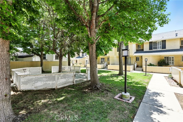 254 N Mar Vista Avenue, Pasadena CA: https://media.crmls.org/medias/cedd61d4-9138-4345-8df6-cfd62a51aadd.jpg