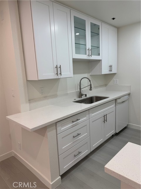 Detail Gallery Image 5 of 14 For 2616 Canada #305,  Glendale,  CA 91208 - 2 Beds | 2 Baths