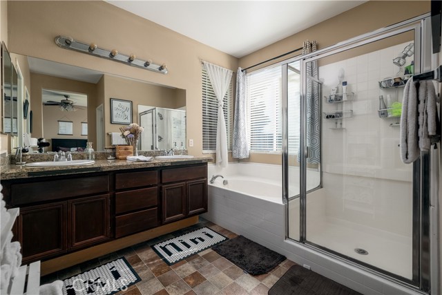 8421 Long View Avenue, Hesperia CA: https://media.crmls.org/medias/cede175e-bb45-4ea4-862c-75ae62d41267.jpg