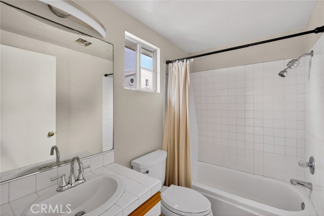 Detail Gallery Image 24 of 59 For 237 Avenida Montalvo #B,  San Clemente,  CA 92672 - 3 Beds | 3 Baths