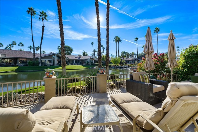 Detail Gallery Image 27 of 38 For 97 Palomino Circle, Palm Desert,  CA 92211 - 2 Beds | 3/1 Baths