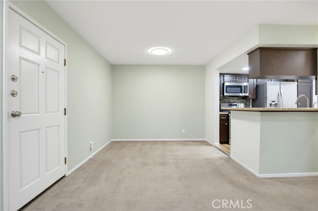 460 Oak Street, 215 photo 7