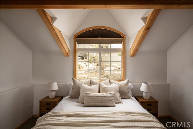 Detail Gallery Image 17 of 38 For 313 John Muir Rd, Lake Arrowhead,  CA 92352 - 3 Beds | 2/2 Baths