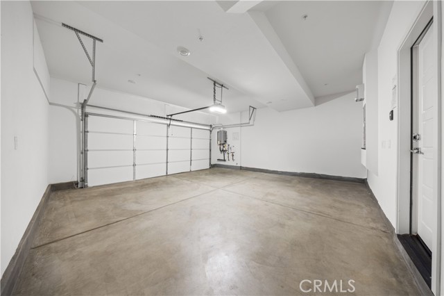 4016 E Peony Paseo, Ontario CA: https://media.crmls.org/medias/cee09f32-859b-438b-9ffe-19f9aa4c2b78.jpg