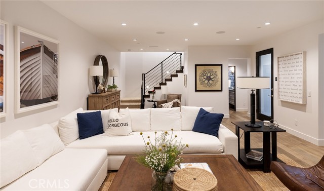 Photo #16: OC23059419 Listing 