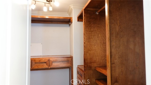 33953 Lily Road, Yucaipa CA: https://media.crmls.org/medias/cee217ab-94ed-4a25-9d41-59db4644f3cb.jpg
