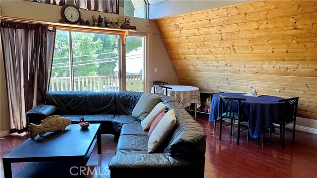 Detail Gallery Image 18 of 28 For 1241 Bear Springs Rd, Rimforest,  CA 92378 - 3 Beds | 1/1 Baths