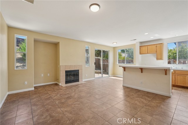 Image 4 of 27 For 15505 Starview Street