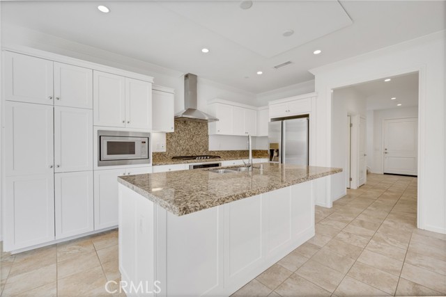 Detail Gallery Image 18 of 60 For 126 Gulfstream, Irvine,  CA 92620 - 3 Beds | 2/1 Baths