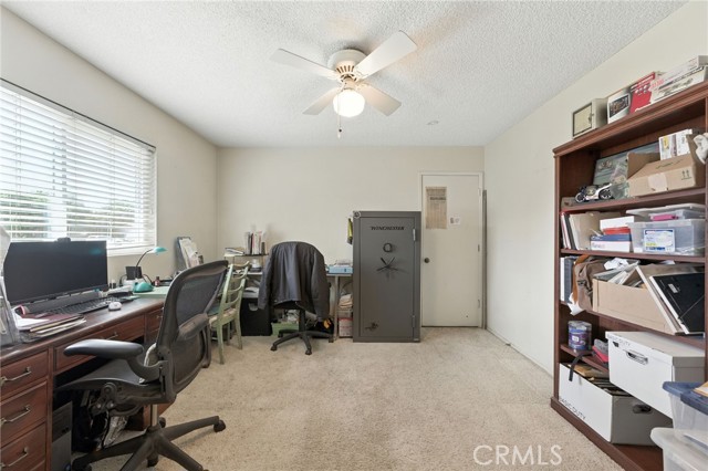 970 3rd Street, Norco CA: https://media.crmls.org/medias/cee3e6d0-13f3-441e-9d41-994a49661355.jpg
