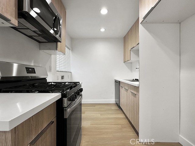 Detail Gallery Image 1 of 16 For 1144 Stanley Ave #D,  Long Beach,  CA 90804 - 3 Beds | 2 Baths