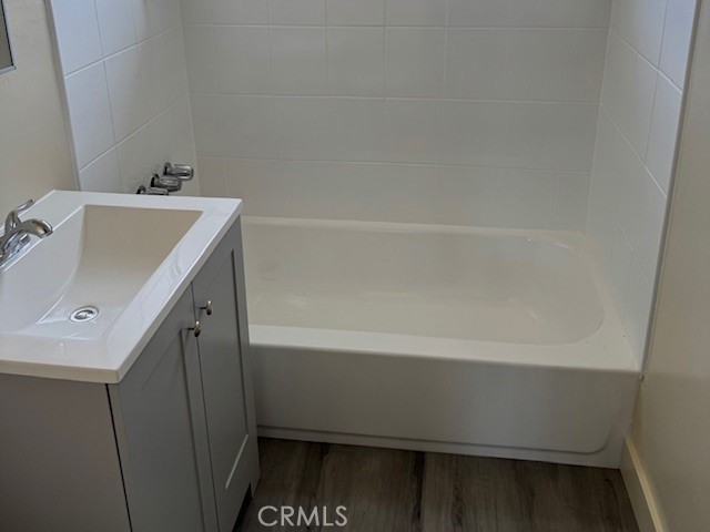 6606 Denver Avenue, Los Angeles CA: https://media.crmls.org/medias/cee51c76-aac1-470b-a04f-a45b5b0b7033.jpg