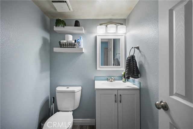 2738 S Del Norte Avenue, Ontario CA: https://media.crmls.org/medias/cee56b9e-d6c2-43e7-985c-91c170a84137.jpg