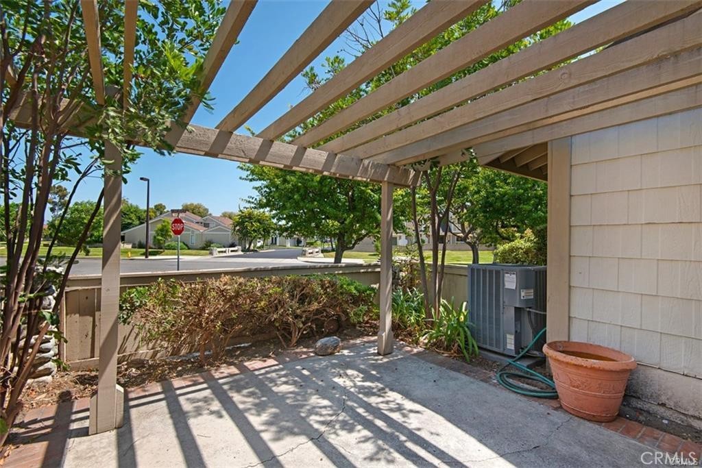 MLS #OC25247111 image #20