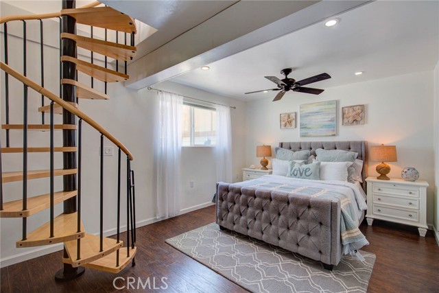 Detail Gallery Image 21 of 26 For 217 35th Pl #B,  Manhattan Beach,  CA 90266 - 2 Beds | 1 Baths