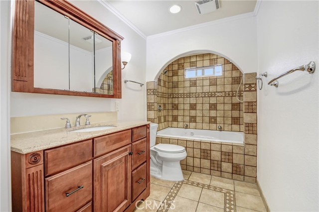 1363 Mckinley Avenue, Escondido, California 92027, 4 Bedrooms Bedrooms, ,2 BathroomsBathrooms,Residential rental,For Sale,Mckinley Avenue,SB24132575