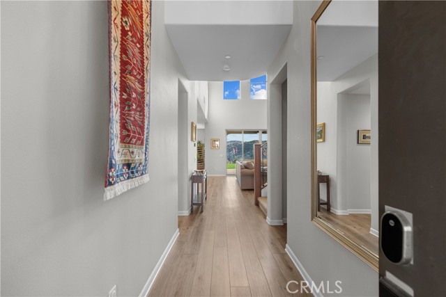 Image 33 of 49 For 18655 Cedar Crest Drive