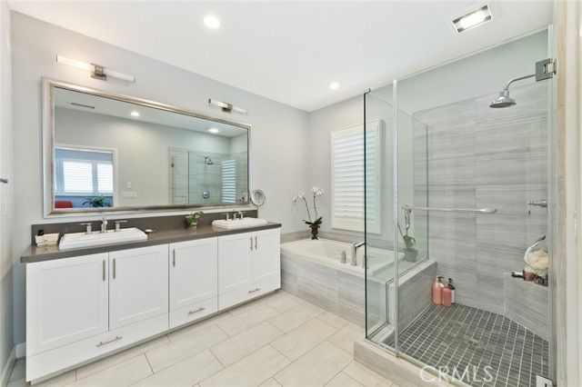 58 Stetson, Irvine CA: https://media.crmls.org/medias/ceea3af9-84ba-44cc-8dbc-37cfcbe9e8f6.jpg