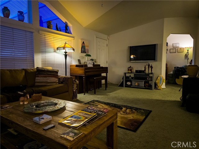 54850 Saratoga Road, Yucca Valley CA: https://media.crmls.org/medias/ceea3b4f-a3fe-4f9e-a10a-8278324cb513.jpg