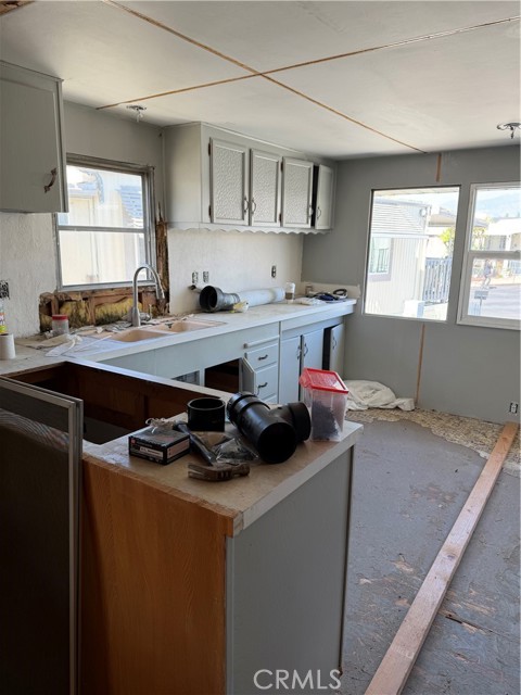 Detail Gallery Image 42 of 43 For 301 E Foothill #6,  Pomona,  CA 91767 - 2 Beds | 2 Baths