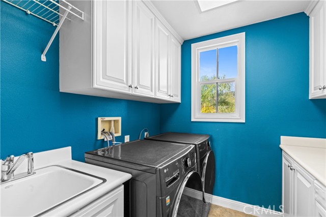 3 Hubbard Way, Coto de Caza CA: https://media.crmls.org/medias/ceeaf1da-b7a6-40db-8a04-8ce96d70f55c.jpg