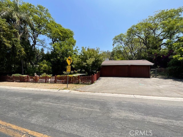 4748 White Oak Avenue