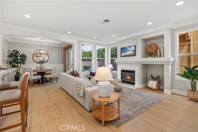 Detail Gallery Image 3 of 48 For 22 Apple Valley, Irvine,  CA 92602 - 4 Beds | 2/1 Baths