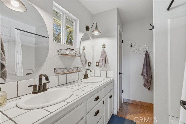 Detail Gallery Image 23 of 38 For 31562 Sioux, Coarsegold,  CA 93614 - 3 Beds | 2 Baths