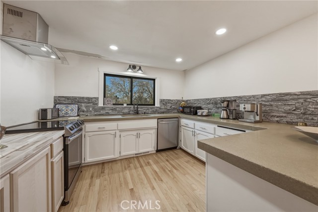 Detail Gallery Image 17 of 74 For 1001 Louis Way, Lakeport,  CA 95453 - 3 Beds | 2/1 Baths